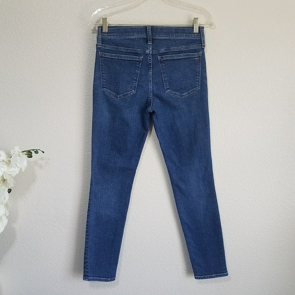 Madewell Maternity Side-Panel Skinny Jeans in Wendover - Picture 4 of 13